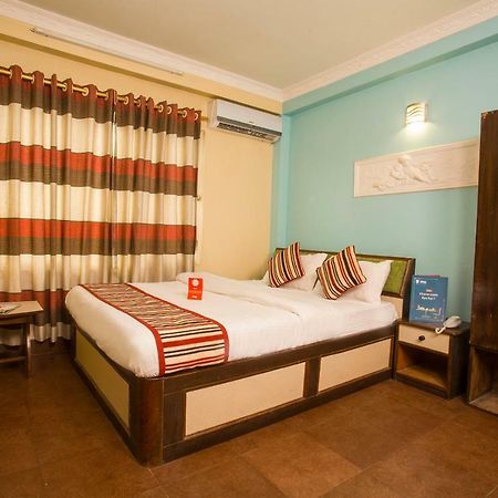 Oyo 145 Sirahali Khusbu Hotel &Lodge Катманду Екстер'єр фото