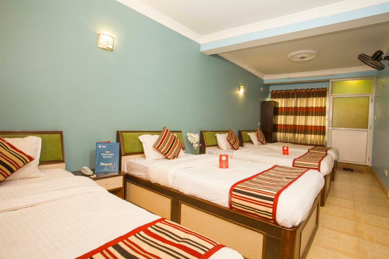 Oyo 145 Sirahali Khusbu Hotel &Lodge Катманду Екстер'єр фото